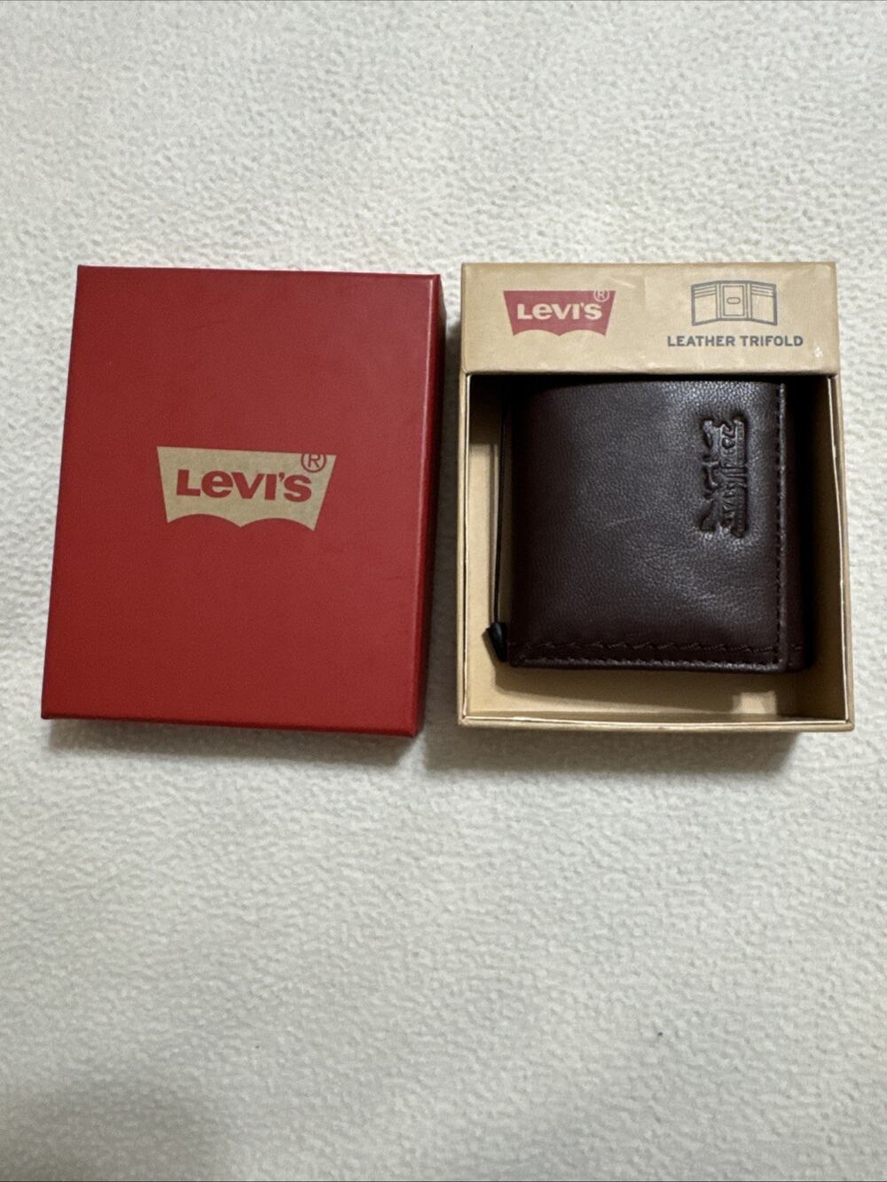 Levi's Mens Brown leather RFID Protection trifold wallet New With Tags